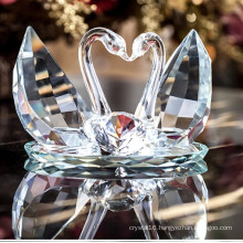 Beautiful Crystal Swan for Wedding Gift